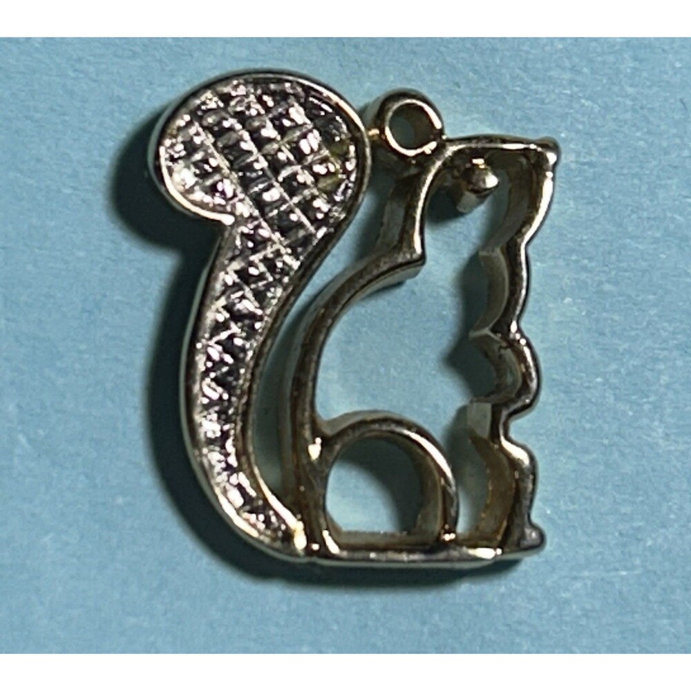 Squirrel , Silver Tone Lapel Pin ,Avon Signed